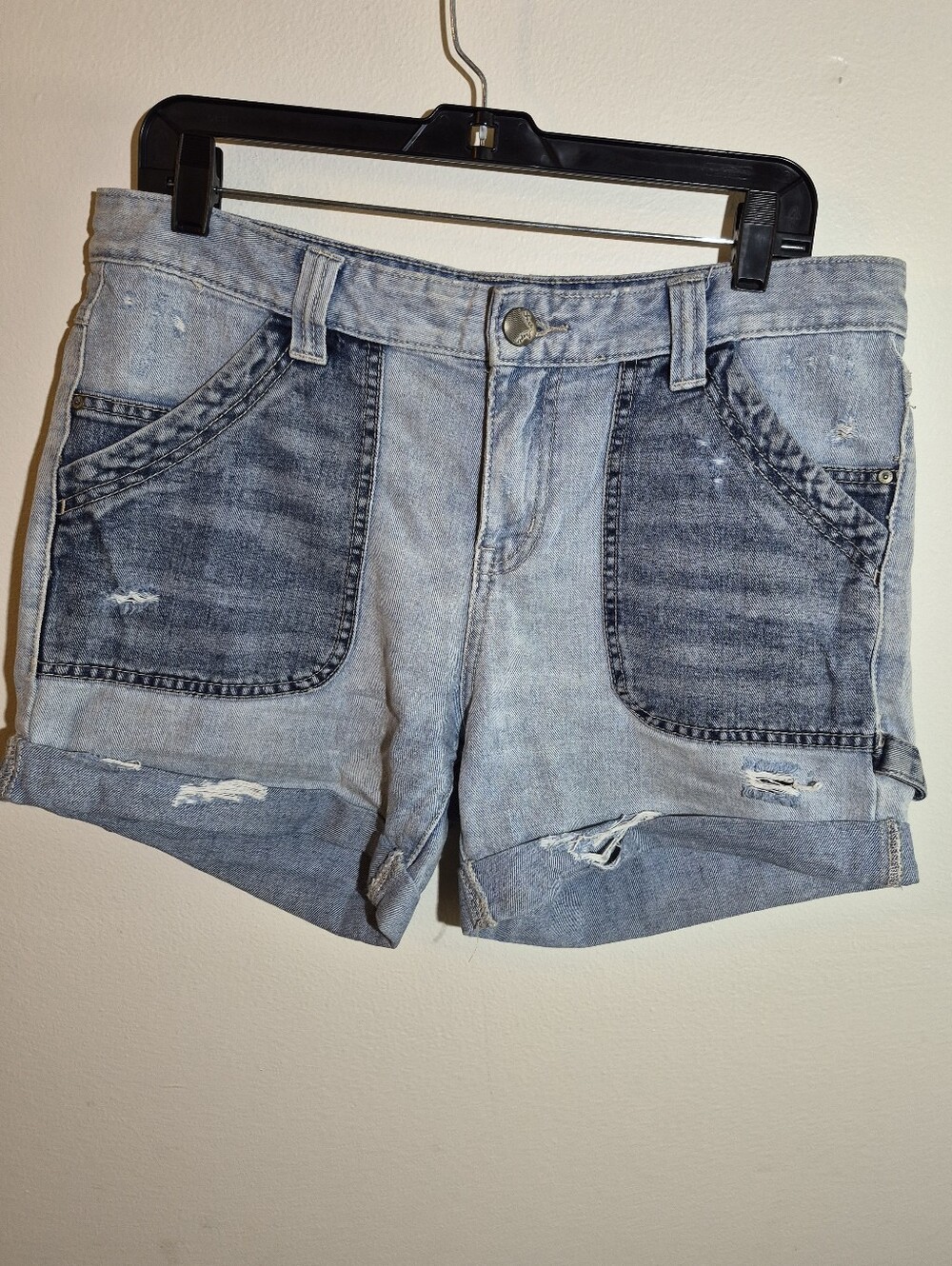 28)Free People Patch Pocket Cuffed Denim Shorts Distressed medium wash.